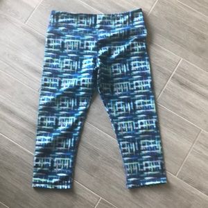 Scorpio Sol workout capris
